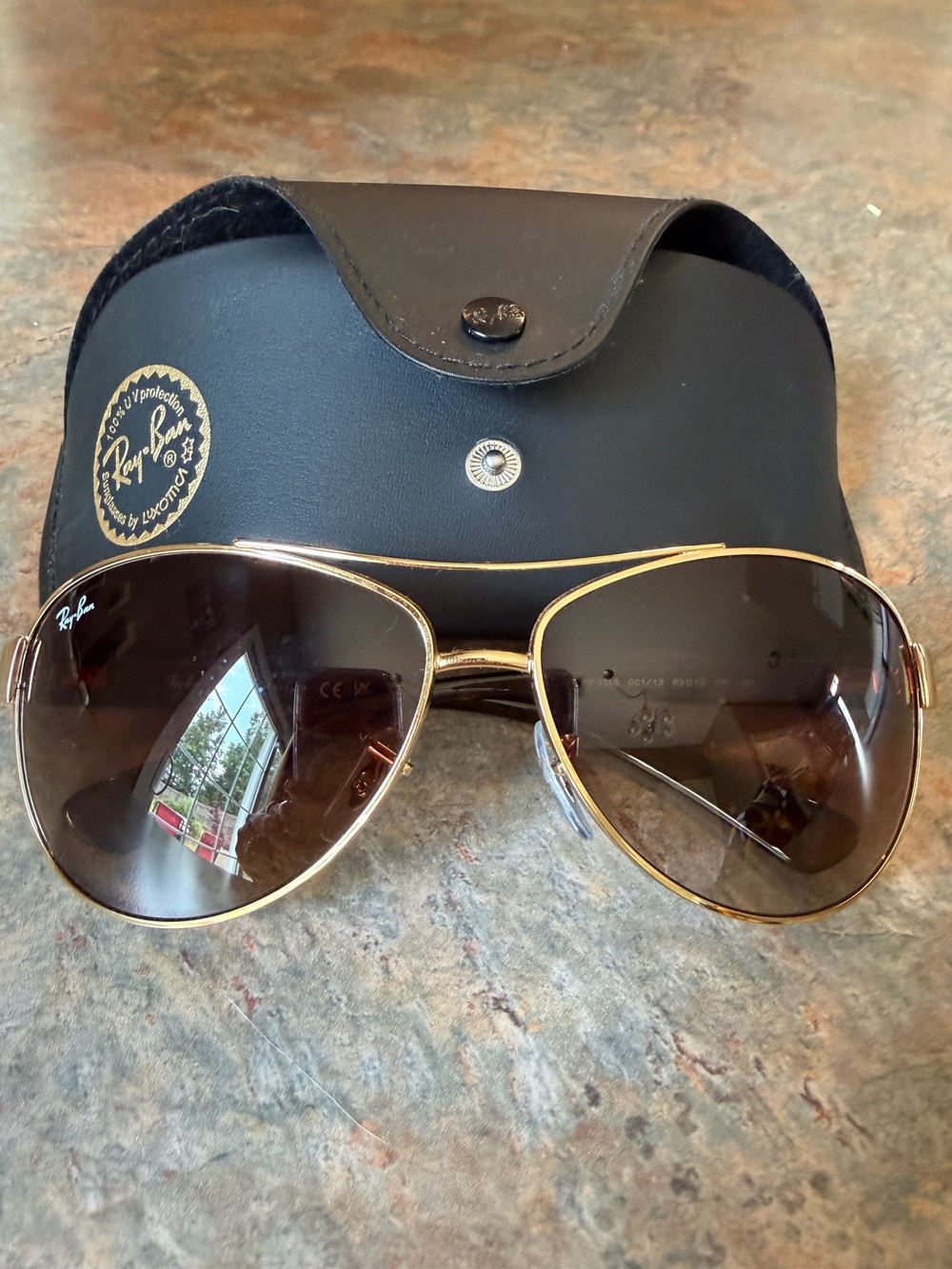 Ray-Ban RB3386 Arista Aviator Sunglasses in Gold and Tortoiseshell